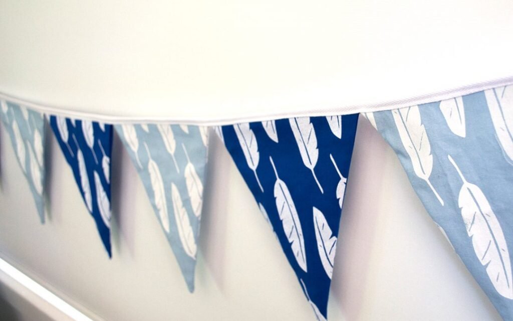 Party Bunting Tutorial