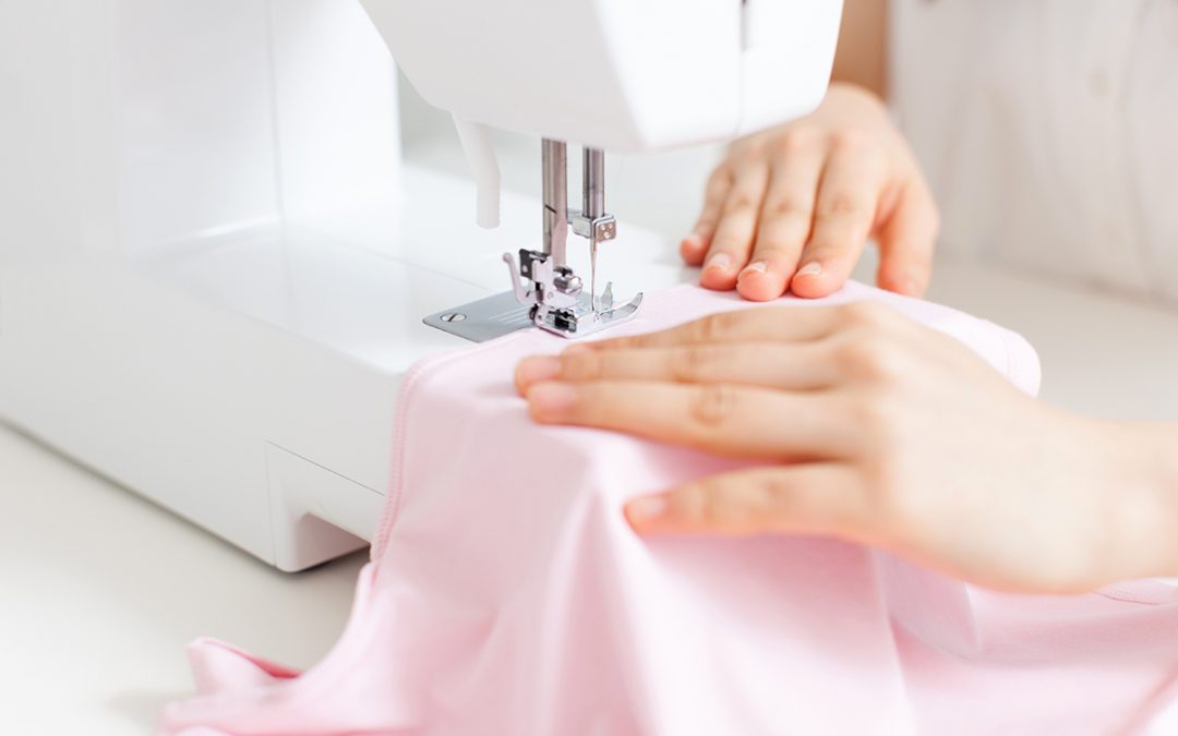 Sewing Straight and Easy Beginner Projects image