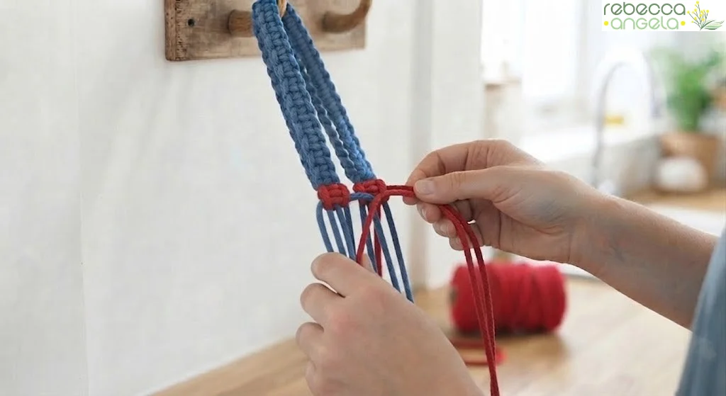 First row of knots image