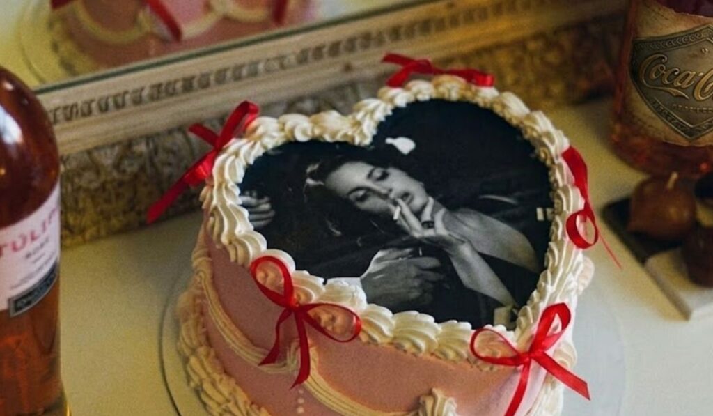 Photo Cakes image
