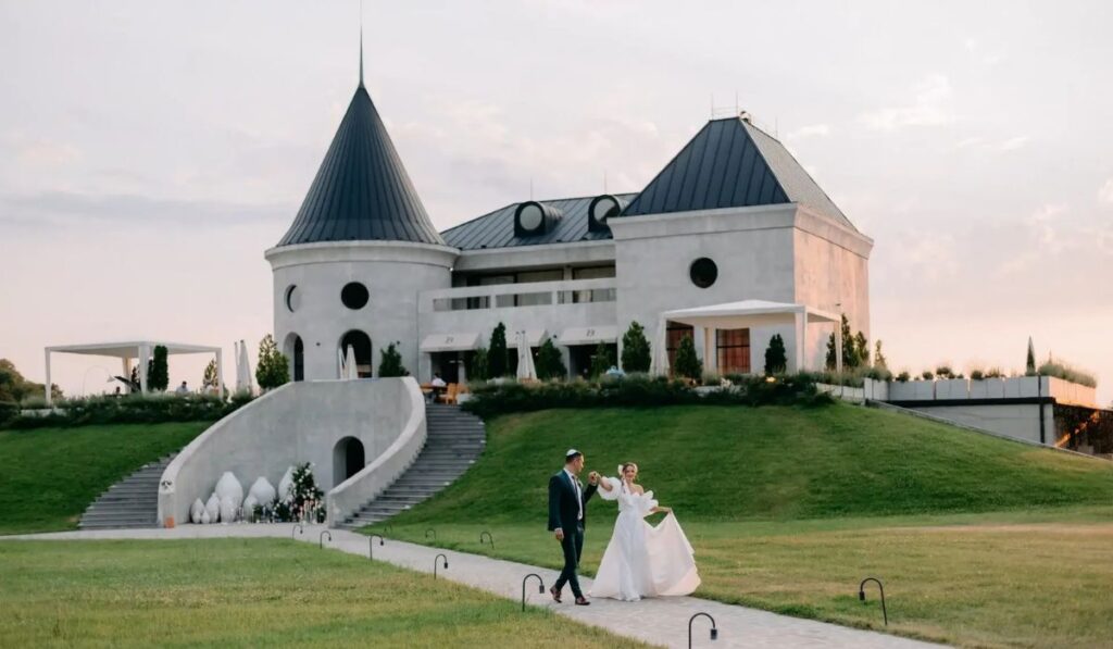 couple marriage image